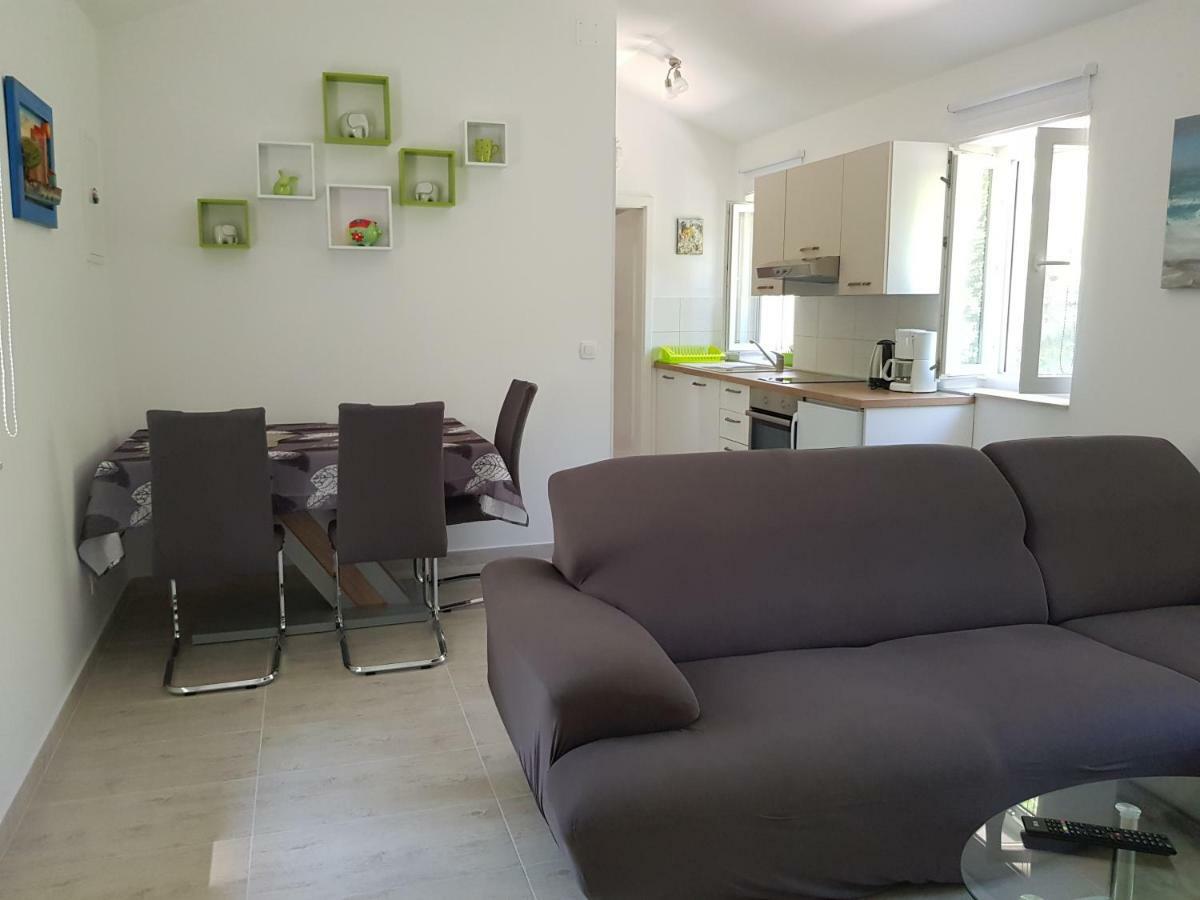 Apartment Zdenka Veli Lošinj المظهر الخارجي الصورة