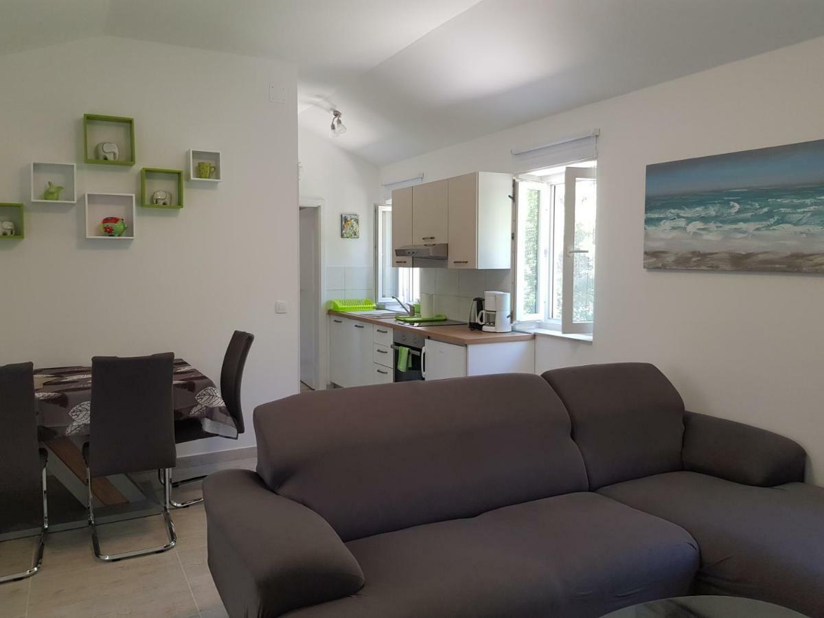 Apartment Zdenka Veli Lošinj المظهر الخارجي الصورة